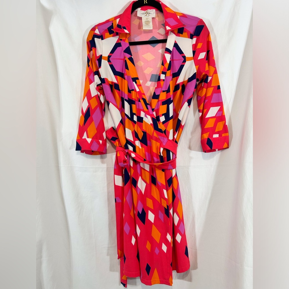 JB by Julie Brown Geometric Print Wrap Dress Size Small Pink Orange White